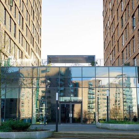 Modern Trafford 1Br Apartment-Free Parking-Cinema Room Manchester Eksteriør bilde